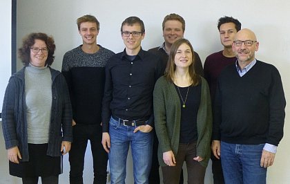 Arbeitsgruppe Geographiedidaktik (von links nach rechts: Dr. Anne-Kathrin Lindau, Jannick Hempowicz, Lukas Recknagel, Fabian Hausig, Theresa van Aken, Tom Renner, Prof. Dr. Martin Lindner)